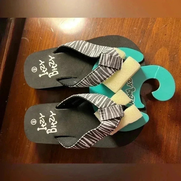 Toddler Size 9 Zebra Itzy Bitzy Flip-Flops - Picture 5 of 6